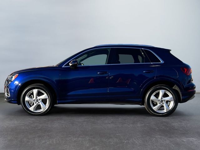 2022 Audi Q3 Premium