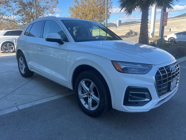 2022 Audi Q5 Premium