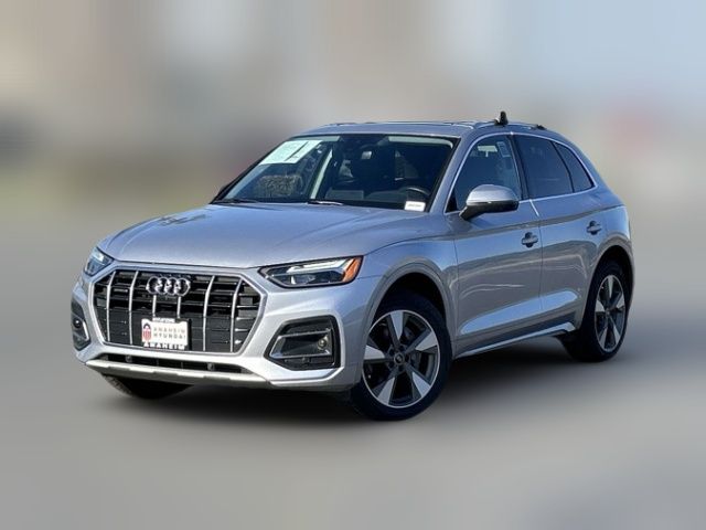 2022 Audi Q5 Premium Plus