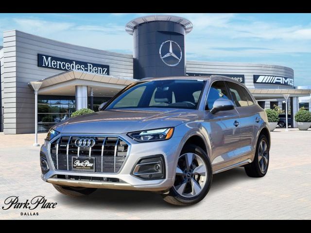 2022 Audi Q5 Premium Plus