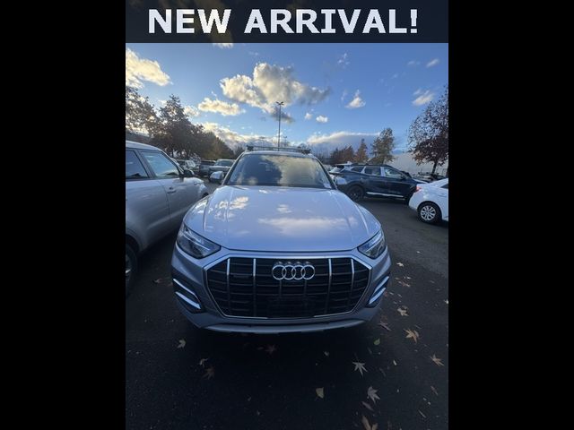 2022 Audi Q5 Premium Plus