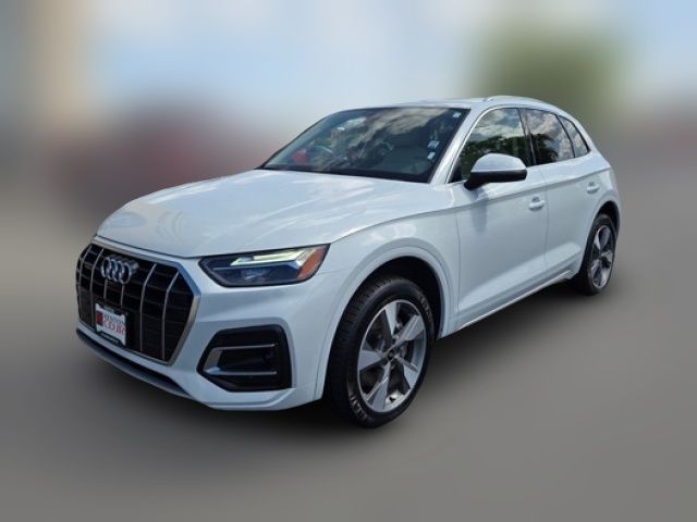 2022 Audi Q5 Premium Plus