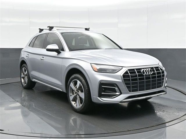 2022 Audi Q5 Premium Plus