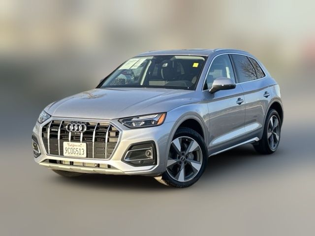 2022 Audi Q5 Premium Plus