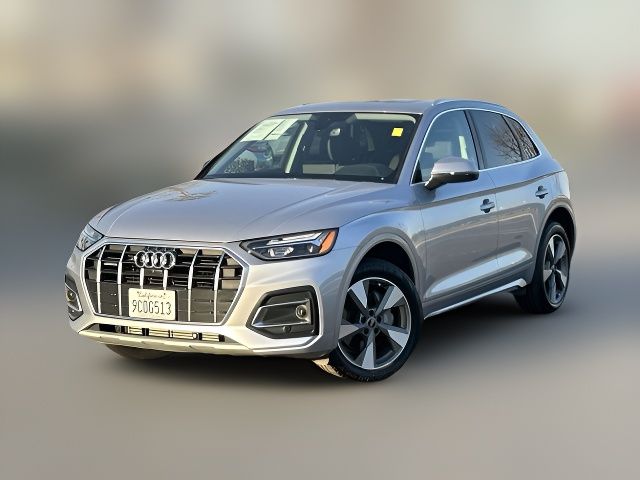 2022 Audi Q5 Premium Plus