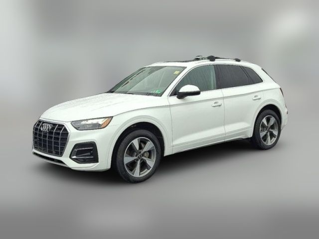 2022 Audi Q5 Premium Plus