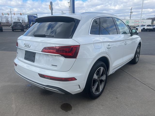 2022 Audi Q5 Premium Plus
