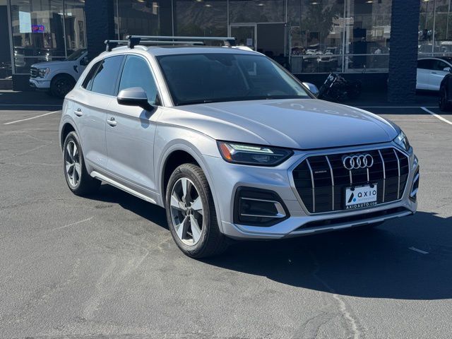 2022 Audi Q5 Premium Plus