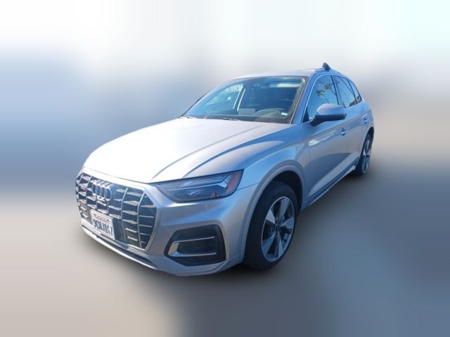 2022 Audi Q5 Premium Plus