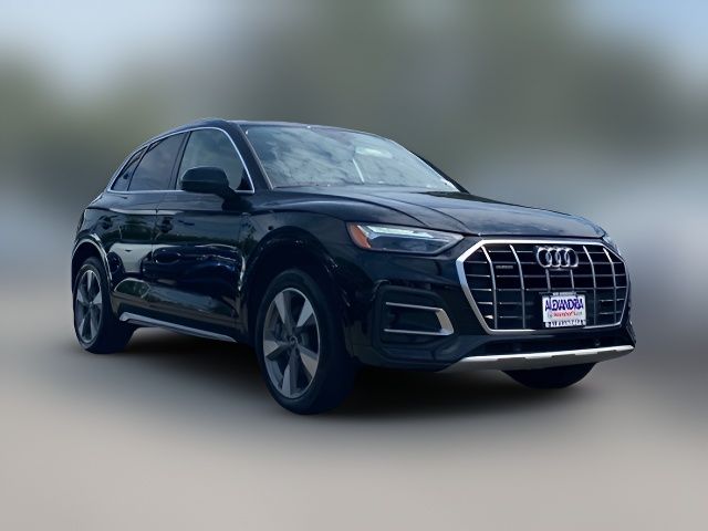 2022 Audi Q5 Premium Plus