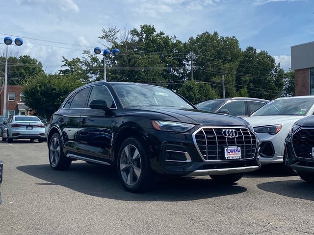 2022 Audi Q5 Premium Plus