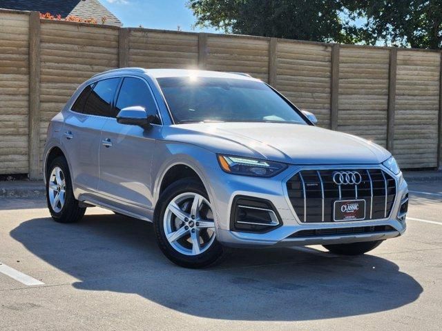 2022 Audi Q5 Premium