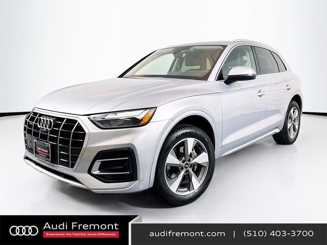 2022 Audi Q5 Premium Plus