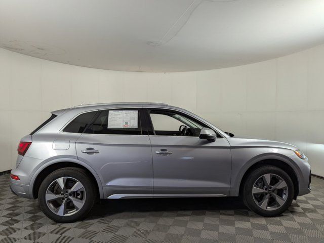 2022 Audi Q5 Premium Plus