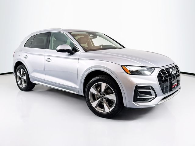 2022 Audi Q5 Premium Plus