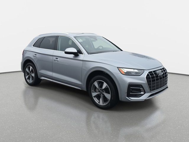 2022 Audi Q5 Premium Plus