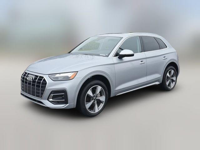 2022 Audi Q5 Premium Plus
