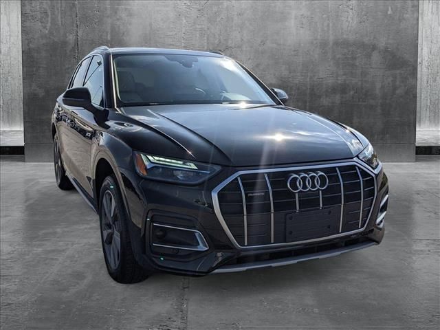 2022 Audi Q5 Premium Plus