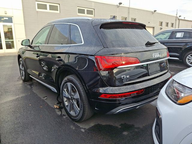 2022 Audi Q5 Premium Plus