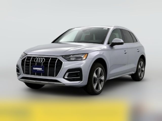 2022 Audi Q5 Premium Plus