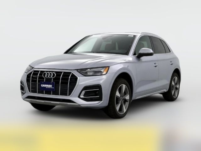 2022 Audi Q5 Premium Plus