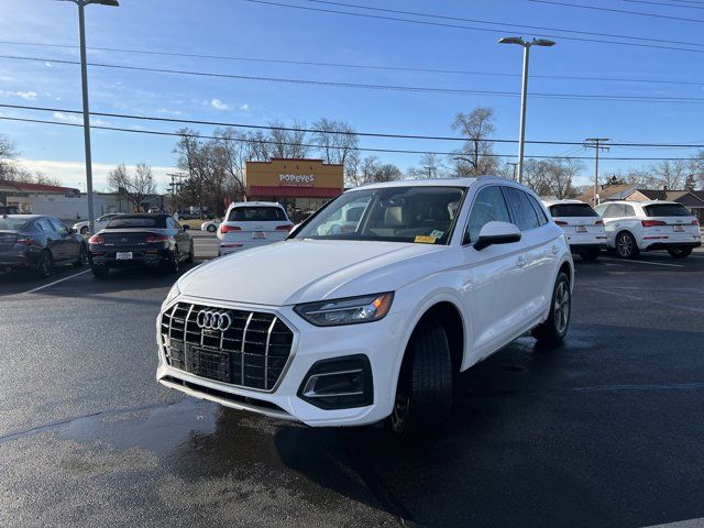 2022 Audi Q5 Premium Plus