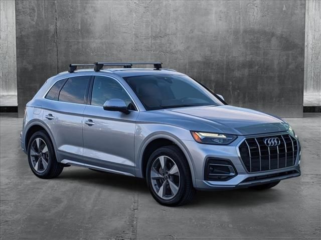 2022 Audi Q5 Premium Plus