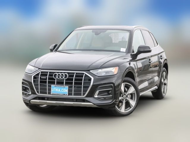 2022 Audi Q5 Premium Plus