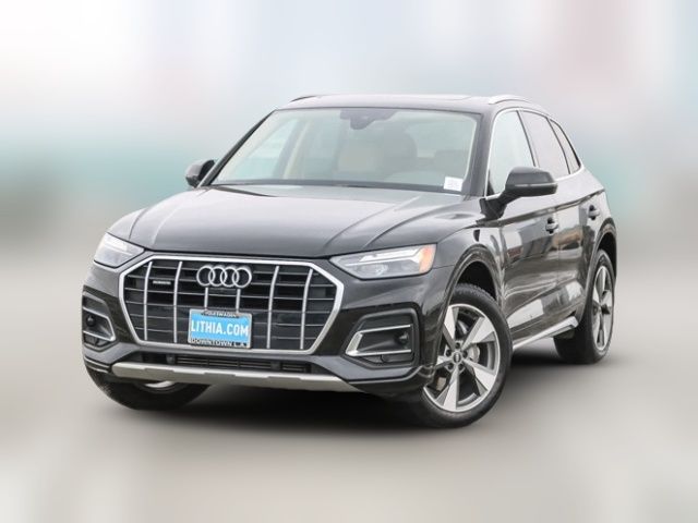 2022 Audi Q5 Premium Plus