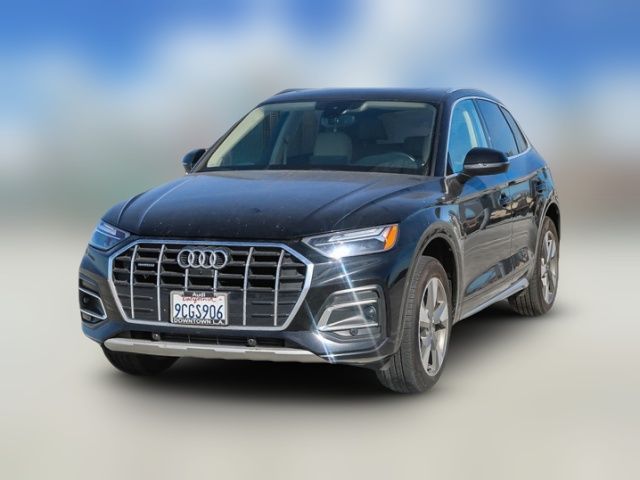 2022 Audi Q5 Premium Plus