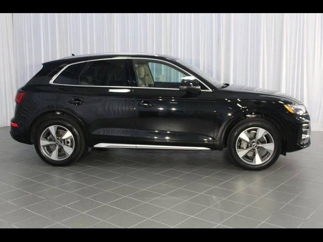 2022 Audi Q5 Premium Plus