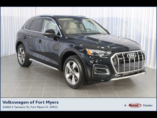 2022 Audi Q5 Premium Plus