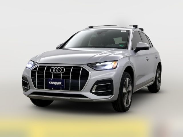 2022 Audi Q5 Premium Plus