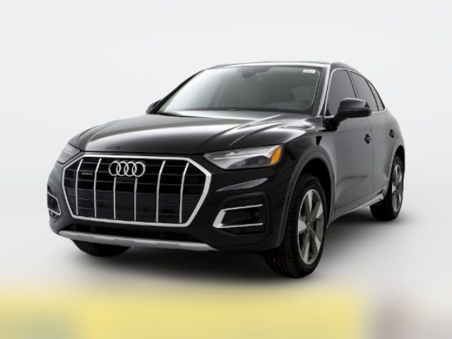 2022 Audi Q5 Premium Plus