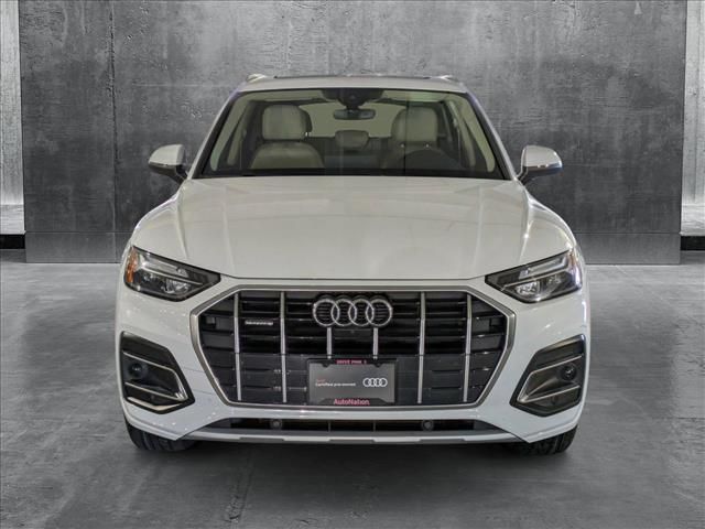 2022 Audi Q5 Premium Plus