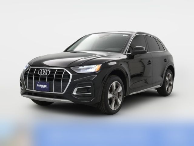 2022 Audi Q5 Premium Plus