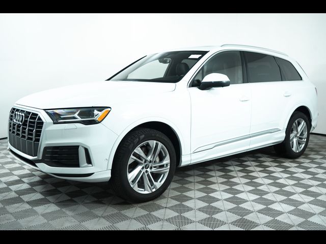 2022 Audi Q7 Premium