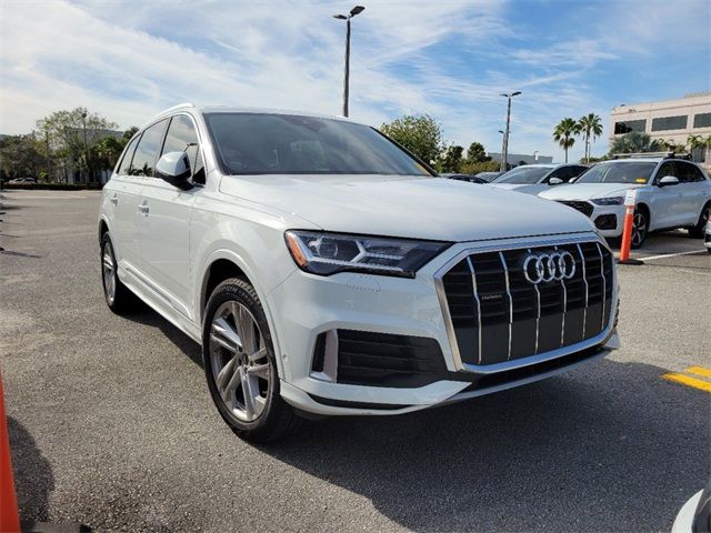 2022 Audi Q7 Premium