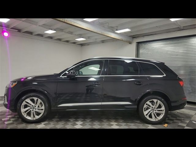 2022 Audi Q7 Premium