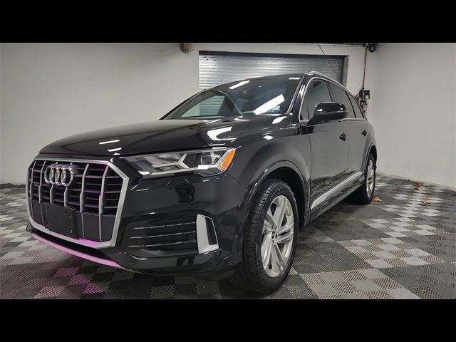 2022 Audi Q7 Premium