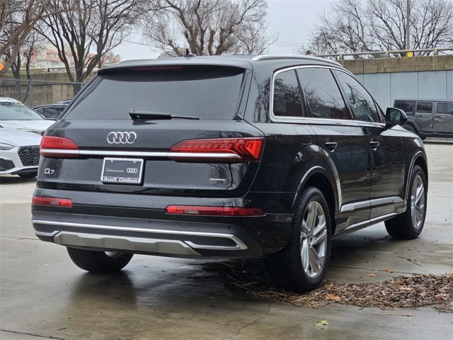 2022 Audi Q7 Premium