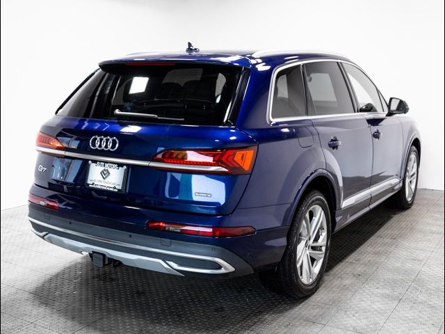 2022 Audi Q7 Premium