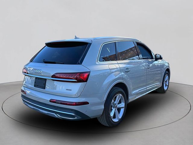 2022 Audi Q7 Premium