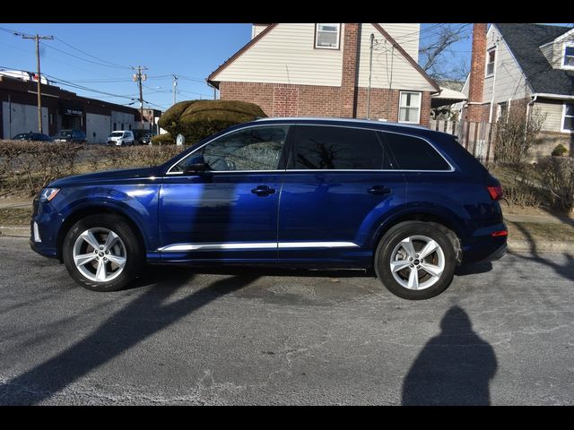 2022 Audi Q7 Premium