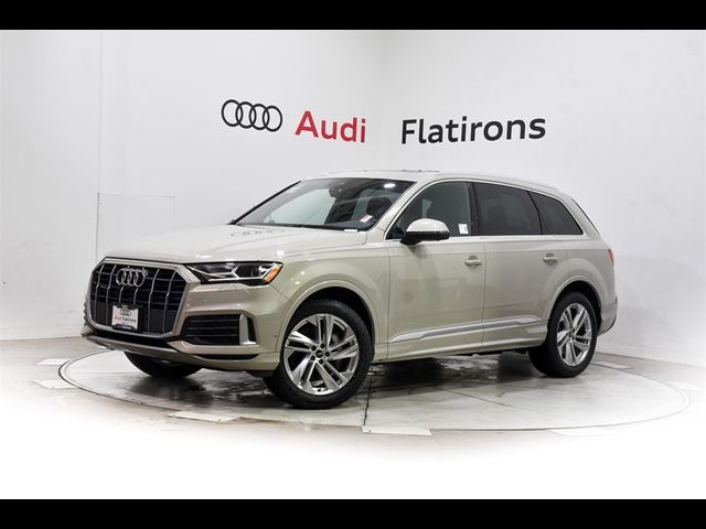 2022 Audi Q7 Premium