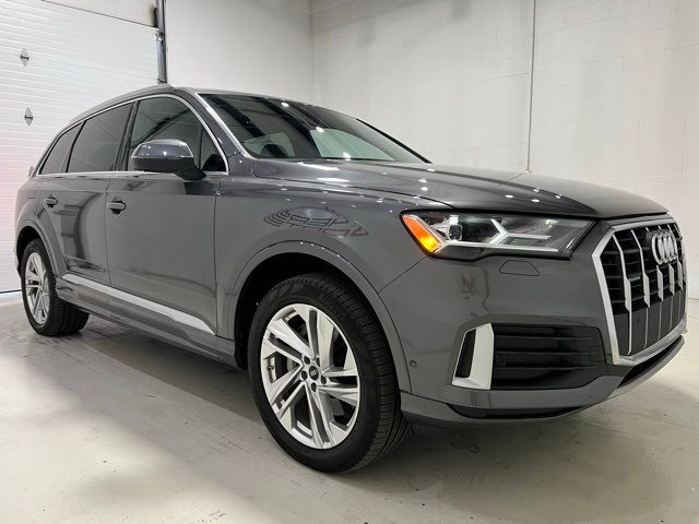 2022 Audi Q7 Premium