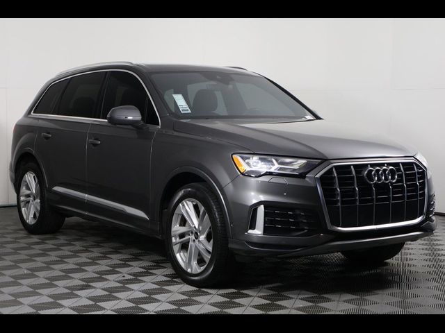 2022 Audi Q7 Premium