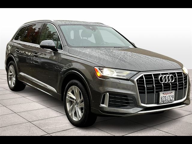 2022 Audi Q7 Premium