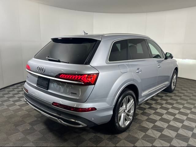 2022 Audi Q7 Premium