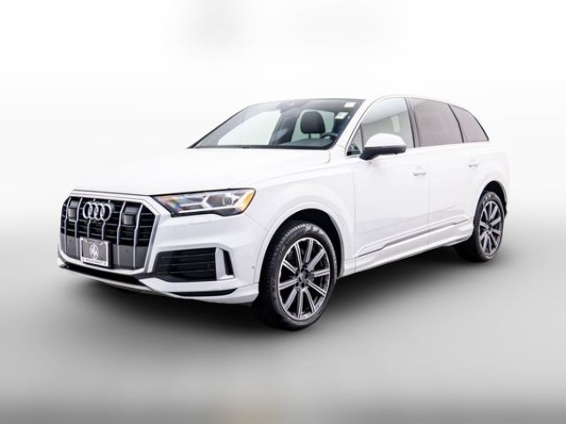 2022 Audi Q7 Premium Plus